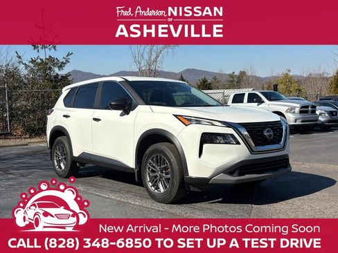 Certified 2023 Nissan Rogue S image 1