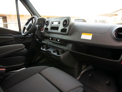 New 2026 Mercedes-Benz Sprinter 2500 image 13