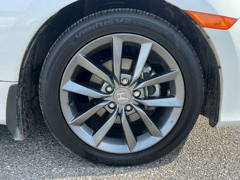 Used 2019 Honda Civic EX image 7