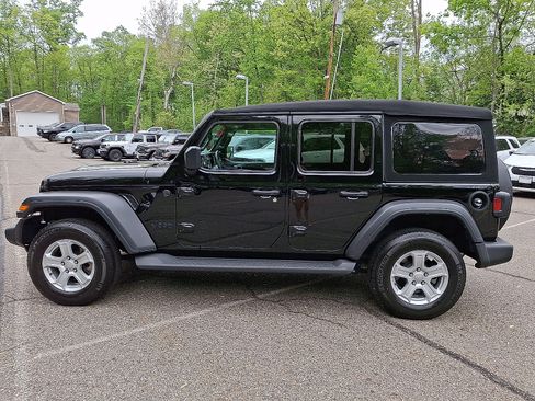 Used 2023 Jeep Wrangler Unlimited Sport AWD/4WD image 4