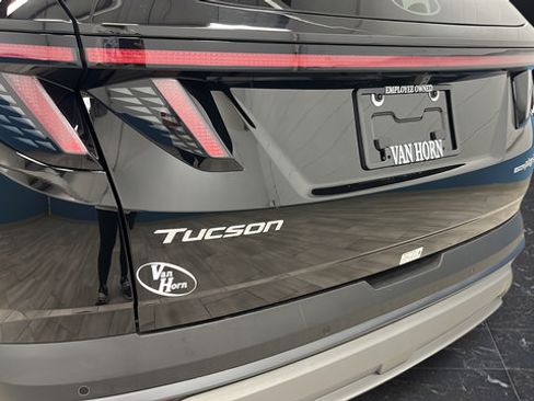 Used 2025 Hyundai Tucson Limited AWD/4WD image 41