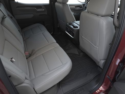 New 2026 GMC Sierra 1500 SLT w/ SLT Premium Package AWD/4WD image 37