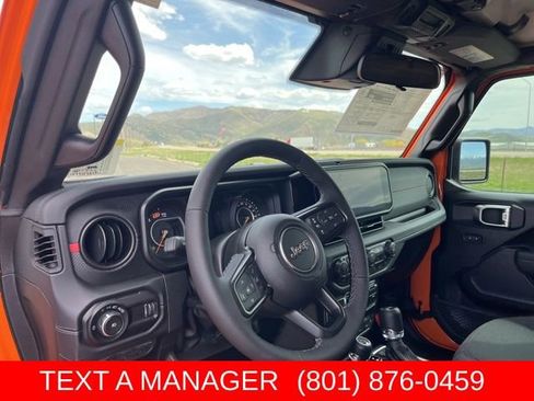 New 2026 Jeep Wrangler Unlimited Rubicon AWD/4WD image 12