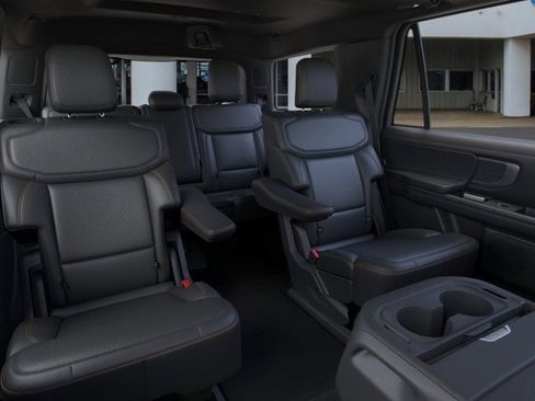 New 2026 Ford Expedition Tremor image 11