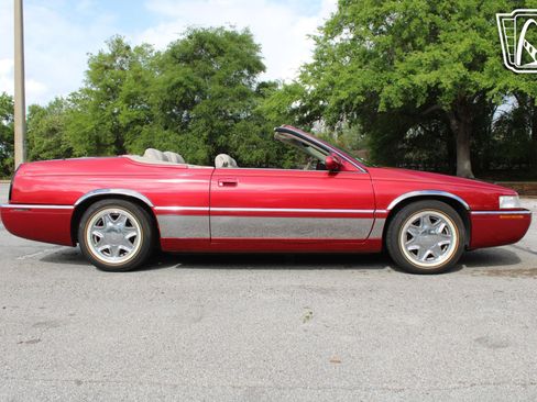 Used 2000 Cadillac Eldorado ESC w/ Comfort/Convenience Pkg image 24