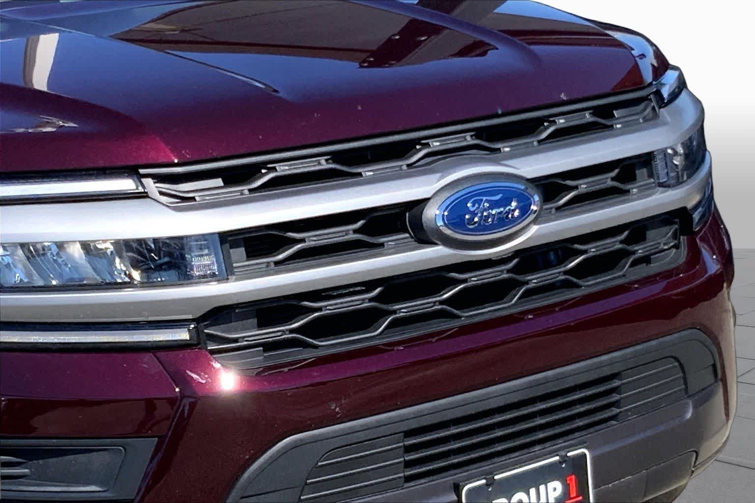 Used 2024 Ford Expedition XLT RWD image 26