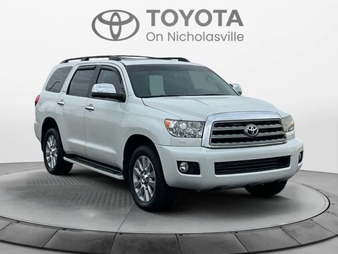 Used 2015 Toyota Sequoia Platinum image 8