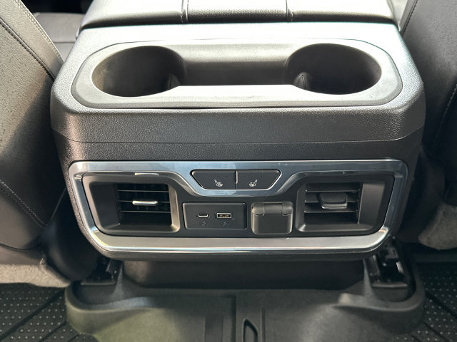 Used 2019 Chevrolet Silverado 1500 High Country w/ Technology Package AWD/4WD image 20