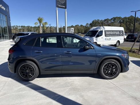 Used 2021 Mercedes-Benz GLA 35 AMG 4MATIC image 2