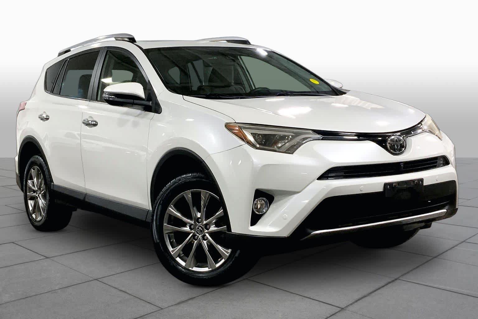 Used 2016 Toyota RAV4 Limited w/ Advanced Technology Package AWD/4WD image 3