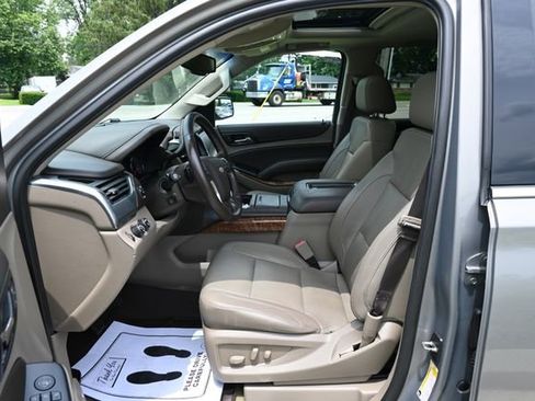 Used 2018 Chevrolet Tahoe Premier AWD/4WD image 29