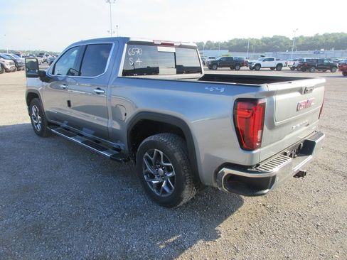 New 2026 GMC Sierra 1500 SLT w/ SLT Premium Plus Package AWD/4WD image 10