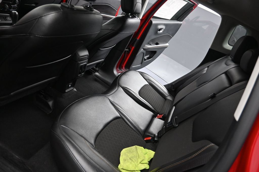 Used 2021 Jeep Compass Latitude FWD image 18