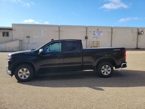 Used 2020 Chevrolet Silverado 1500 LT w/ All-Star Edition image 30