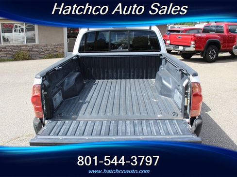 Used 2015 Toyota Tacoma 2WD Access Cab w/ Convenience Package image 5