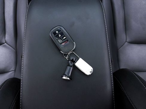 Used 2023 Honda Accord Sport image 31