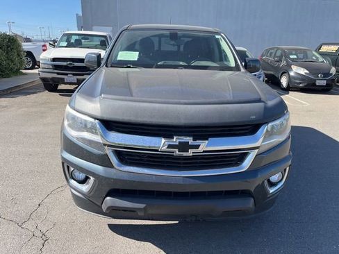 Used 2017 Chevrolet Colorado LT w/ LT Convenience Package AWD/4WD image 2