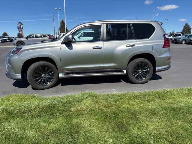 Used 2021 Lexus GX 460 Premium w/ Accessory Package AWD/4WD image 6