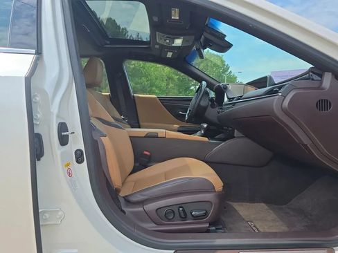 Used 2019 Lexus ES 350 w/ Premium Package FWD image 46