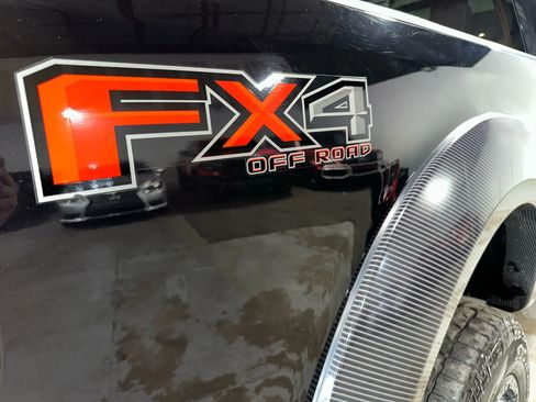 Used 2019 Ford F350 Platinum w/ Platinum Ultimate Package image 38