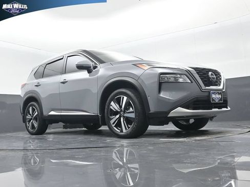 Used 2023 Nissan Rogue Platinum w/ Platinum Premium Package FWD image 17