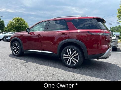 Certified 2023 Nissan Pathfinder Platinum AWD/4WD image 11