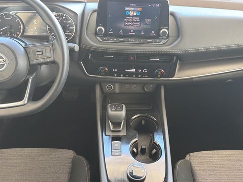 Certified 2021 Nissan Rogue SV AWD/4WD image 8