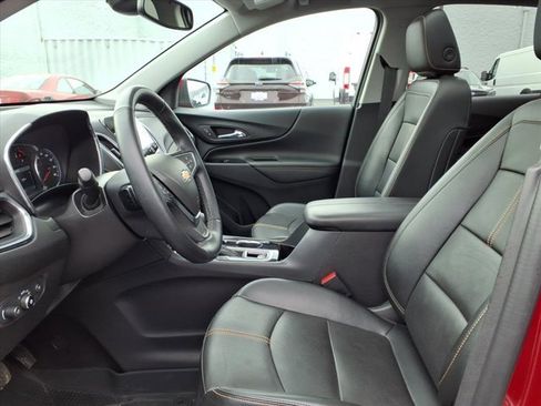Used 2024 Chevrolet Equinox Premier image 25