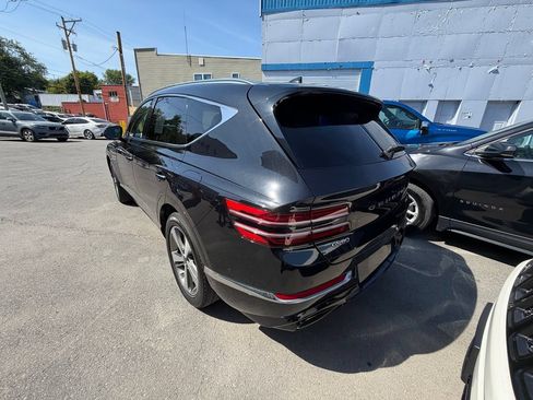 Used 2023 Genesis GV80 3.5T Advanced + AWD/4WD image 3