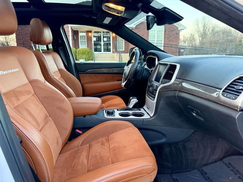 Used 2018 Jeep Grand Cherokee Trackhawk image 31