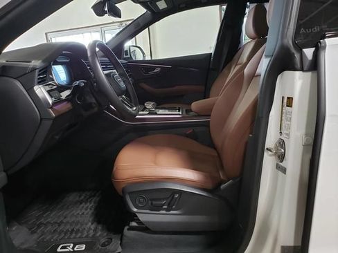Used 2025 Audi Q8 Premium Plus AWD/4WD image 10