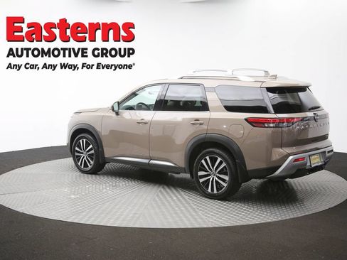 Used 2023 Nissan Pathfinder Platinum w/ Cargo Package AWD/4WD image 66