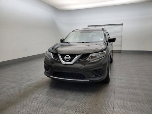 Used 2016 Nissan Rogue S w/ S Family Package FWD image 15