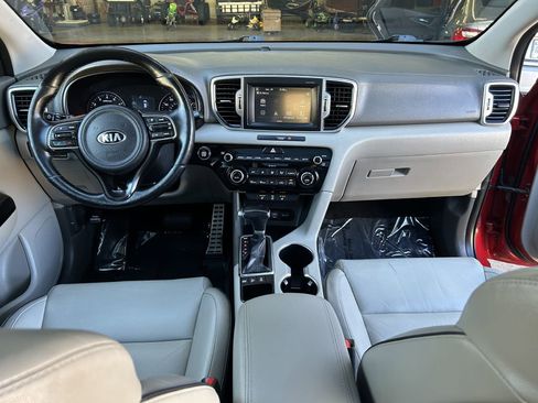 Used 2018 Kia Sportage EX w/ EX Premium Package image 19