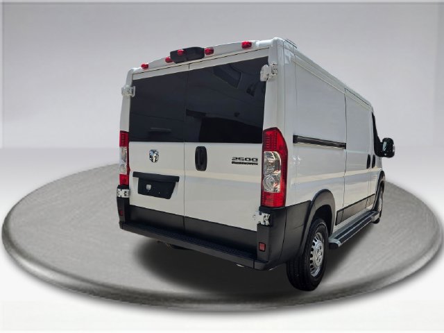 Used 2025 RAM ProMaster 2500 w/ U-Haul Equipment Group FWD image 11