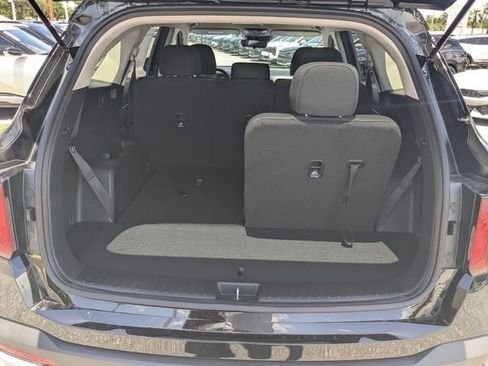 New 2026 Kia Sorento LX FWD image 8