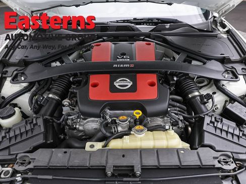 Used 2020 Nissan 370Z NISMO RWD image 7