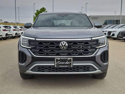 Used 2024 Volkswagen Atlas Cross Sport SE image 10