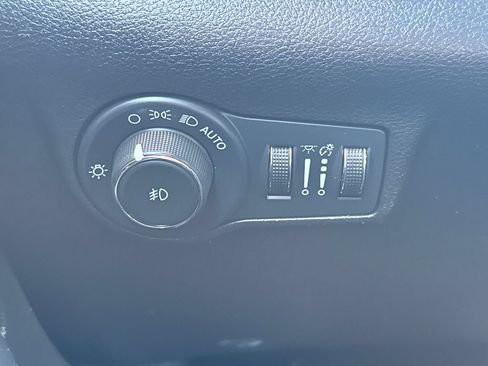 Used 2022 Jeep Compass Trailhawk w/ Trailhawk Elite Group AWD/4WD image 33
