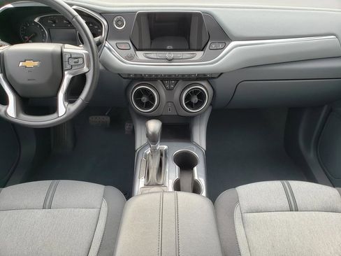 Used 2019 Chevrolet Blazer LT image 12