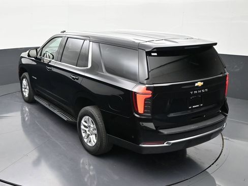 Used 2025 Chevrolet Tahoe LS RWD image 14