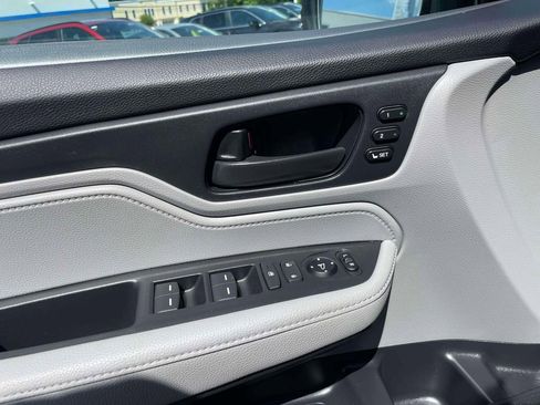 Certified 2023 Honda Odyssey EX-L image 18
