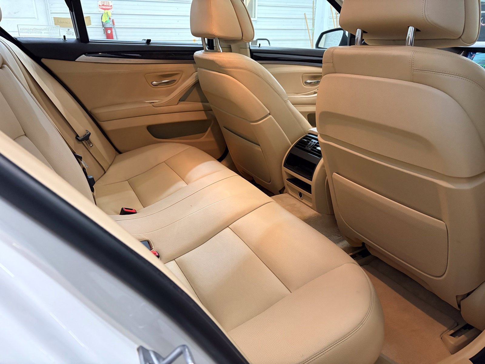 Used 2014 BMW 550i xDrive Sedan AWD/4WD image 32