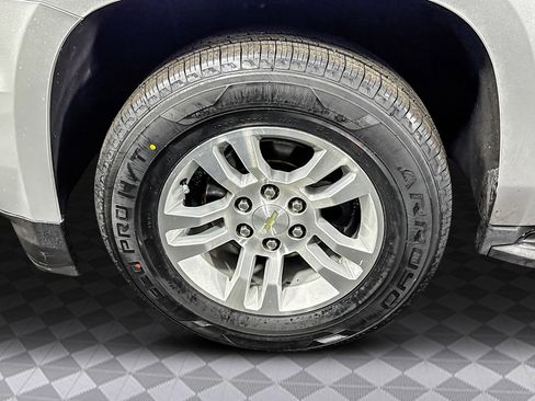 Used 2019 Chevrolet Tahoe LT image 37