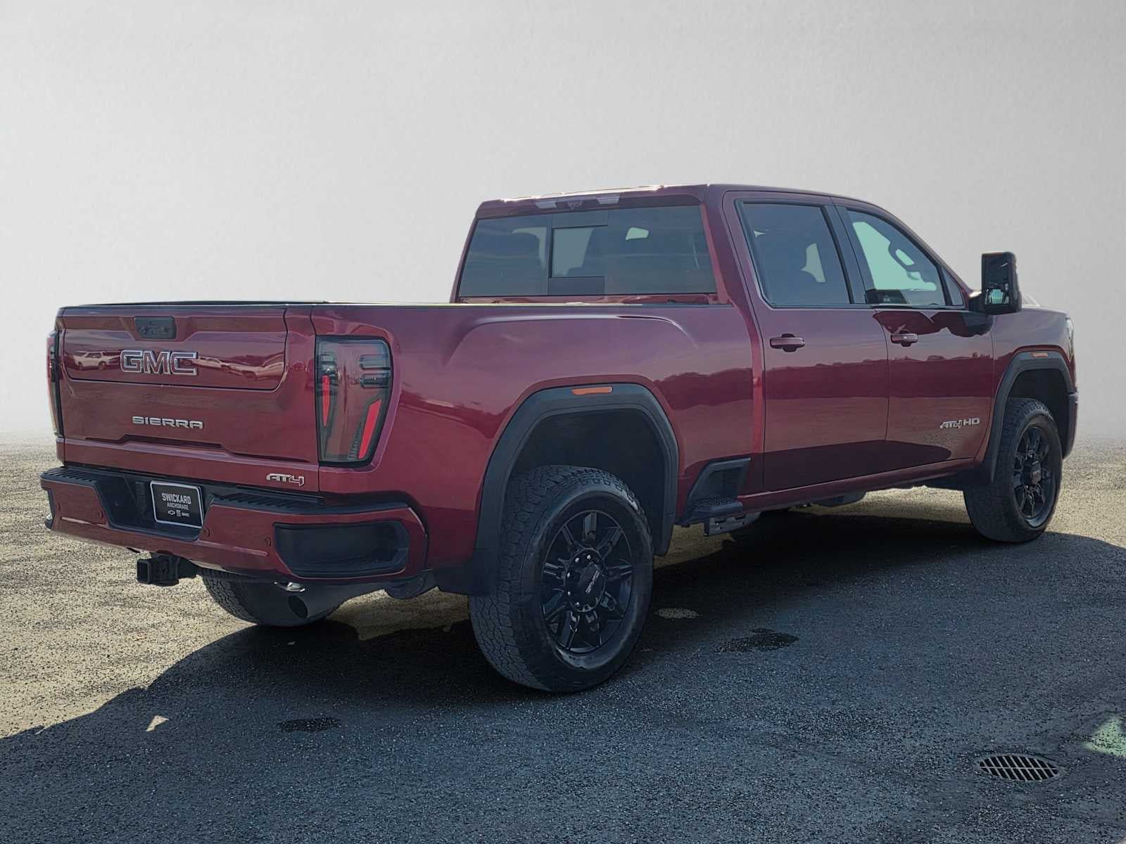 Certified 2025 GMC Sierra 2500 AT4 w/ AT4 Premium Plus Package AWD/4WD image 3