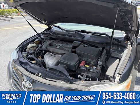 Used 2010 Toyota Camry FWD image 32