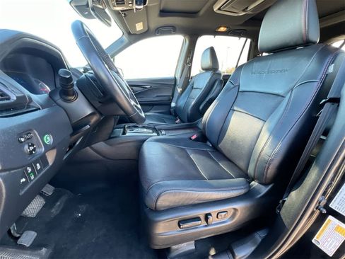 Used 2020 Honda Pilot Black Edition image 17