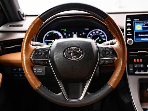Used 2020 Toyota Avalon Limited w/ Advanced Safety Package FWD image 41
