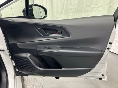 Used 2025 Toyota Prius XLE image 53