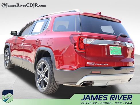 Used 2020 GMC Acadia SLT w/ Driver Alert Package II FWD image 3